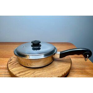 Saladmaster  Stainless Steel 9 inch( 1 1/2 quart)  Skillet/ Sauce Pan  with Lid